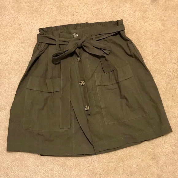 Charlotte Russe Dresses & Skirts - Charlotte Russe army green button up skirt